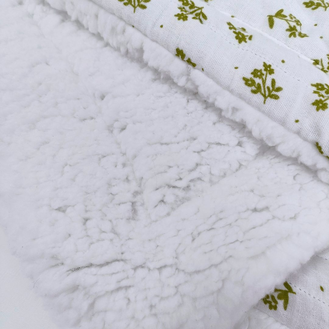 Couverture épaisse pour chien - Fleurs vertes